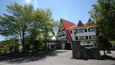 施設の入り口 / 28