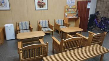 ロビー応接スペース / 3