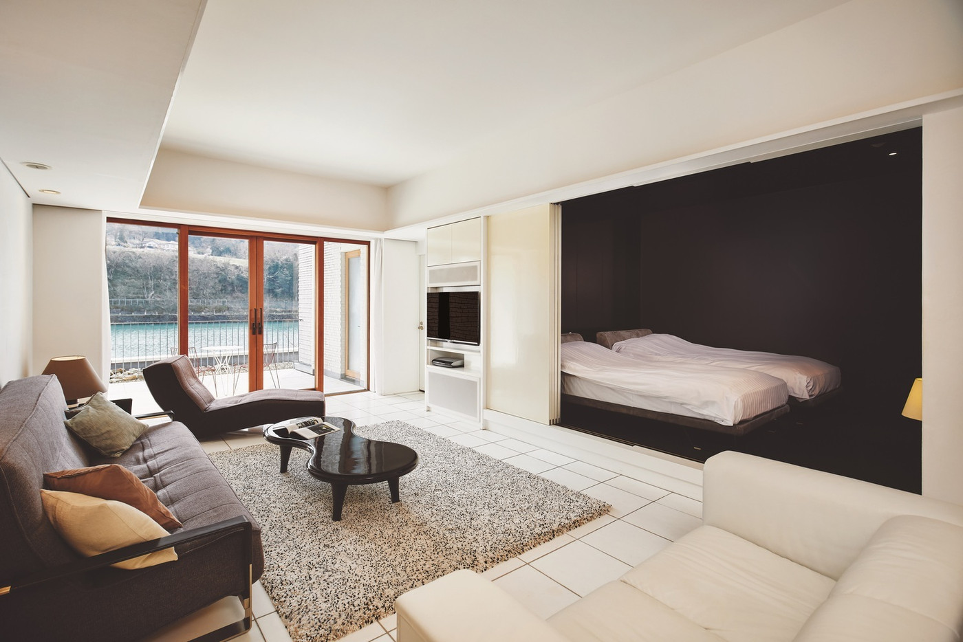 美術館のようなホテルでアートやスパを満喫4055093