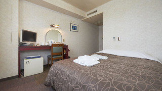 ダブルルーム 喫煙可