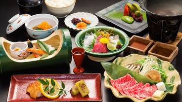 食事・飲み物 / 4