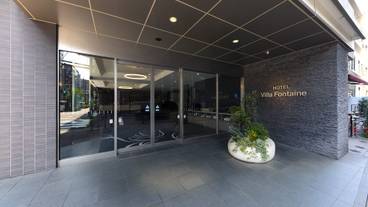 施設の入り口 / 12