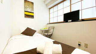 ツインルーム 専用バスルーム付 (303)