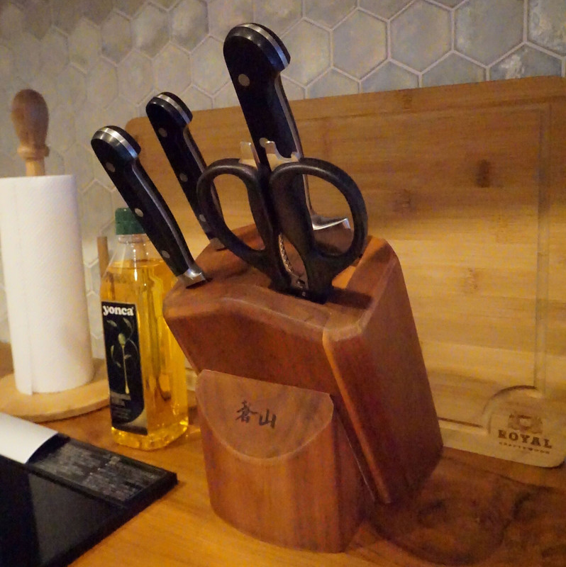 キッチンばさみ 包丁