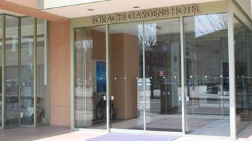 施設の入り口 / 8