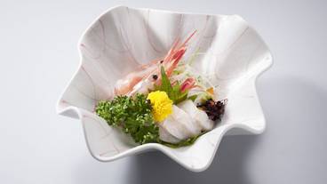 食事・飲み物 / 11