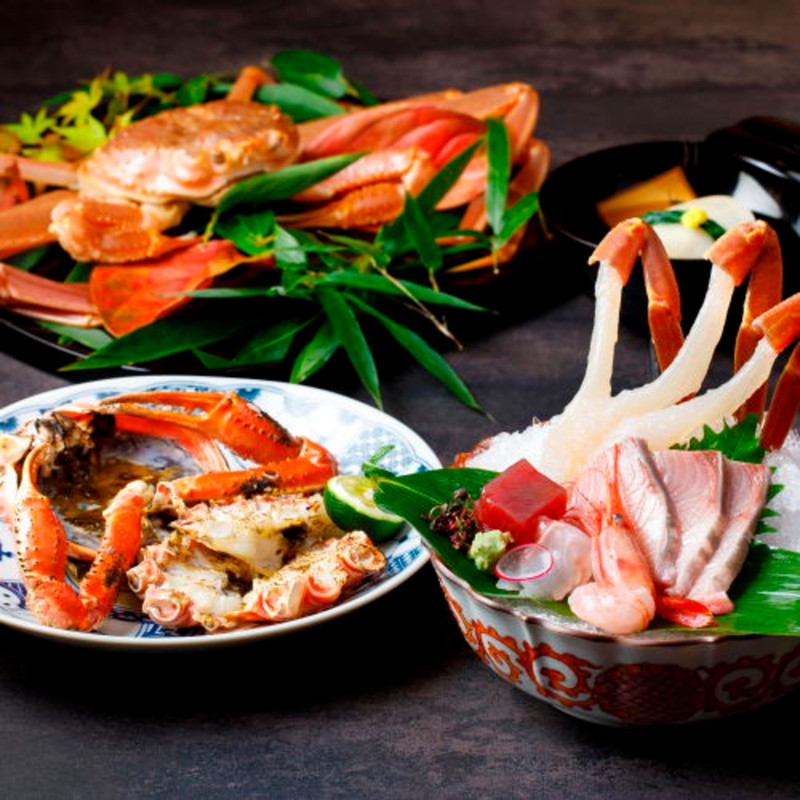 活蟹の蟹刺・蟹しゃぶ・蟹茹の創作懐石