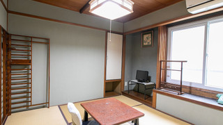 和室共用トイレ３人