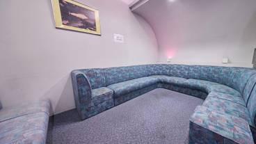 カラオケ ルーム / 5