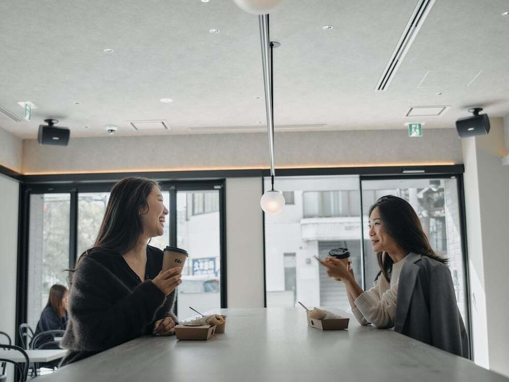 ロビーラウンジ