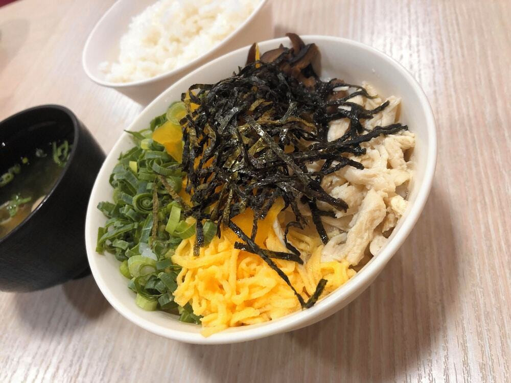 朝食
