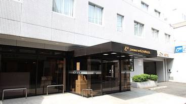 施設の入り口 / 4