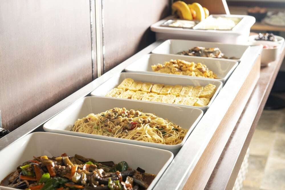 朝食ビュッフェ