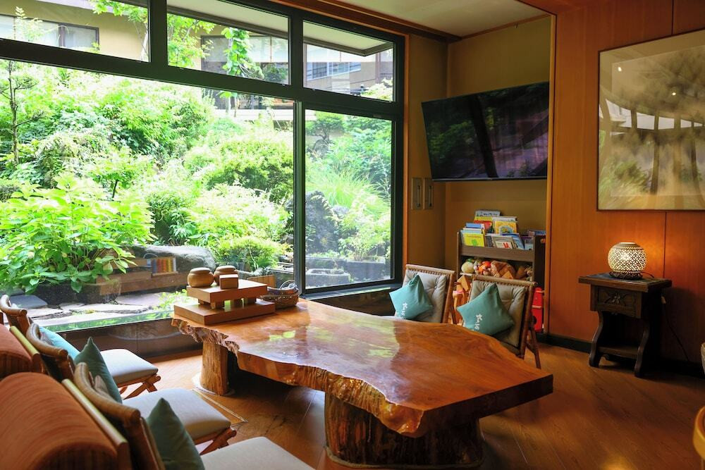 ロビー応接スペース