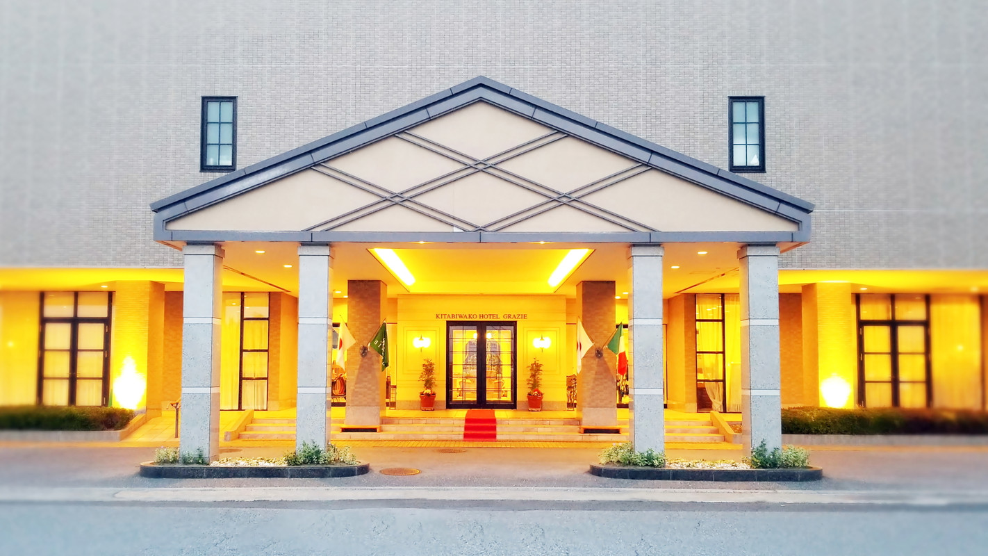 Hotel exterior | Front