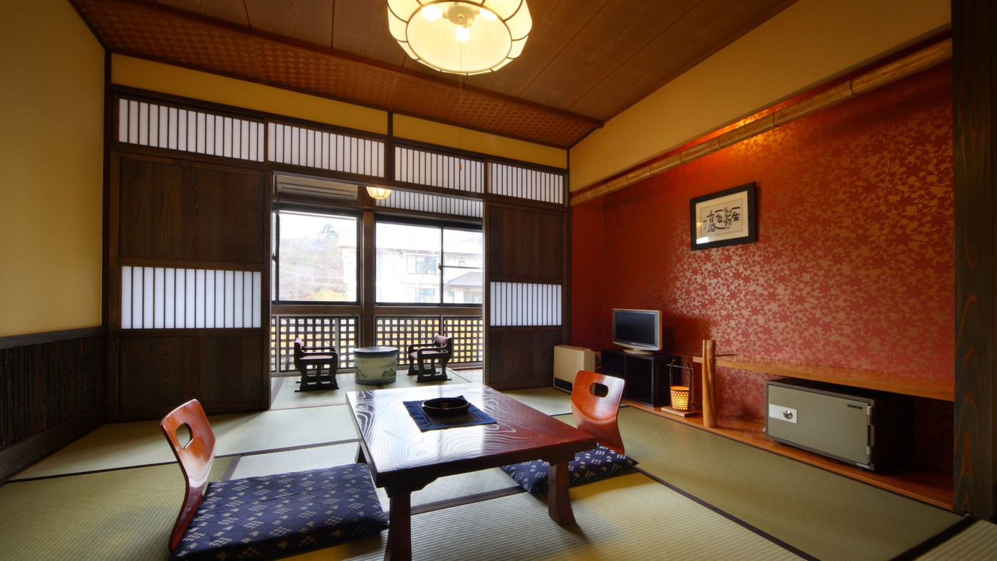 温泉情緒にどっぷり浸れる秘湯「安達屋旅館」3351191