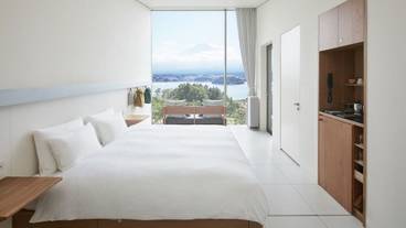 D Cabin / 1