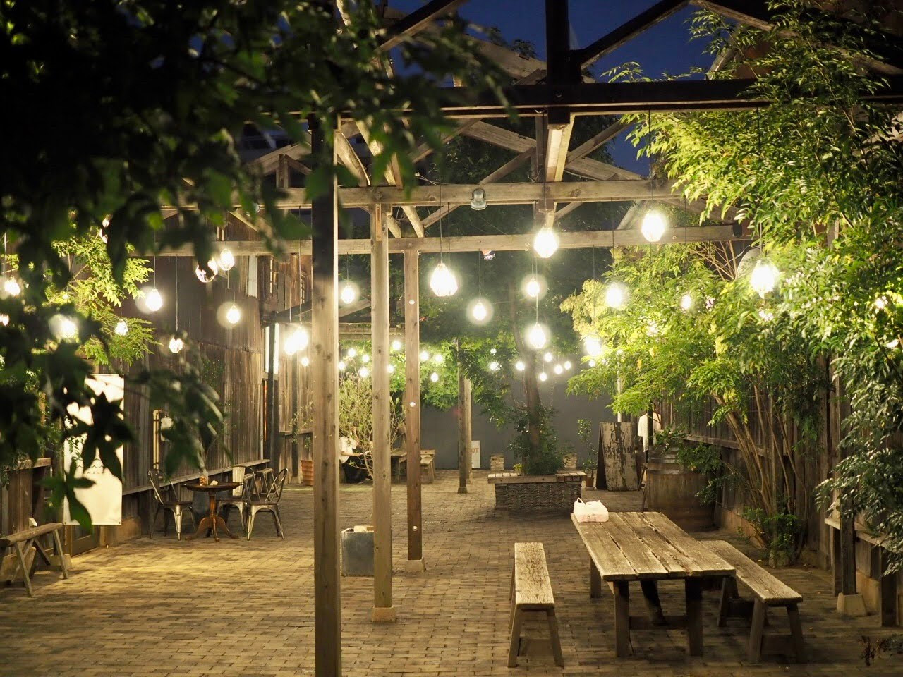 北浜alleyレンガ広場（ライトアップ）【香川県高松市】