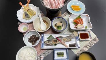 食事・飲み物 / 9