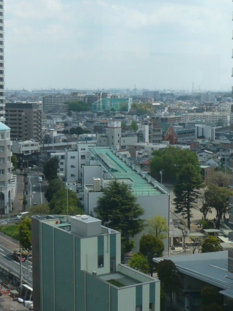 浦和の椿山荘からは、浦和の市街の様子が、一望できます。