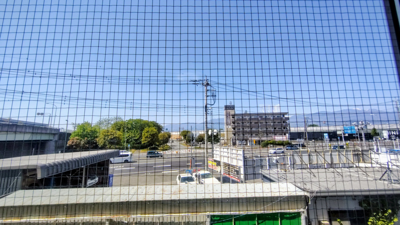 国道20号に面した部屋でも静かでした