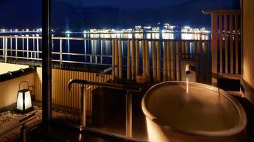 露天風呂付客室10+7畳 湖側一例② / 9