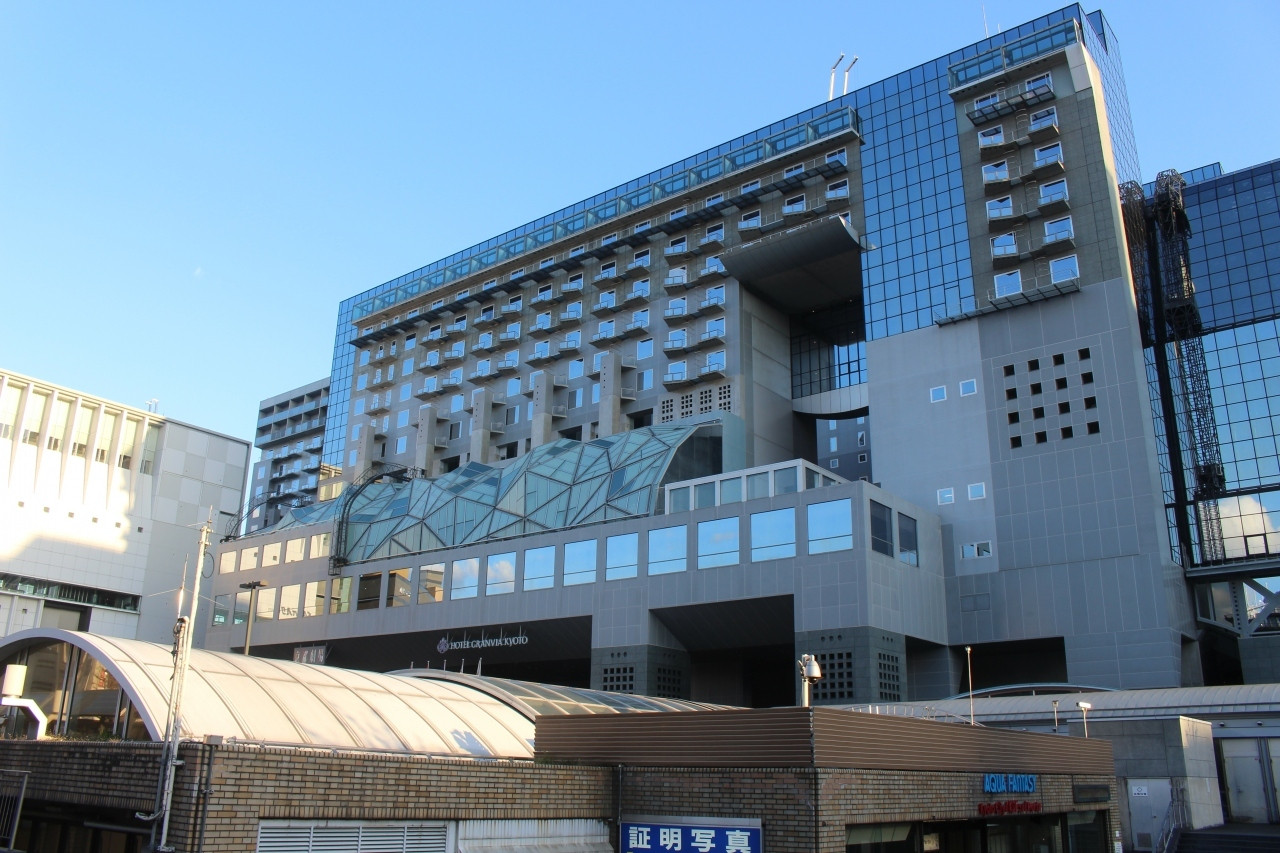 3.宿泊者以外も使える大人のプール『ホテルグランヴィア京都』3631390