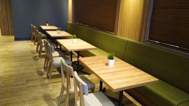 朝食スペース / 12