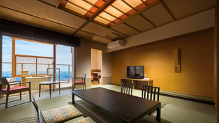 【特別室】露天風呂付き客室＜禁煙和室＞ [特別室] [和室] [禁煙] [夜景がきれい]