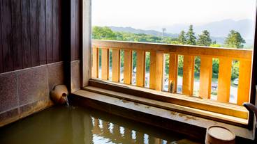 別館　鶴の居 源泉掛流し風呂付客室② / 2