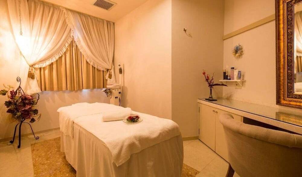 欽山エステサロン / 2