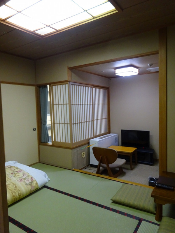 建物は、やや古いかな