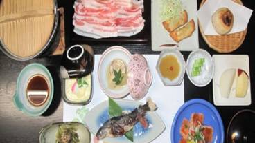 食事・飲み物 / 1