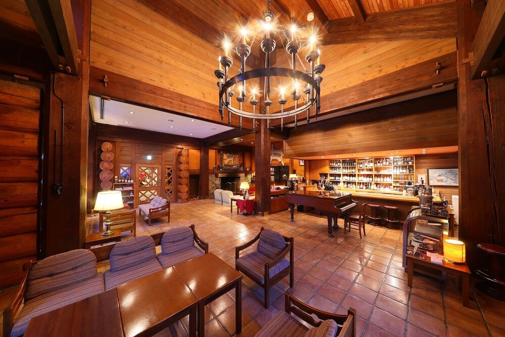 大自然に囲まれた日本最大級の洋風木造建築ホテル3388458