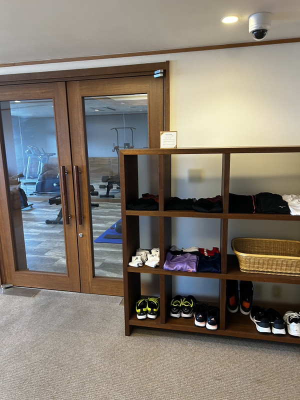 シューズやウエアの無料レンタルは、荷物を増やしたくない旅行者にはかなり助かります! / 1