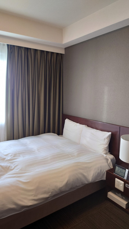 タバコの臭いが漏れてくる客室