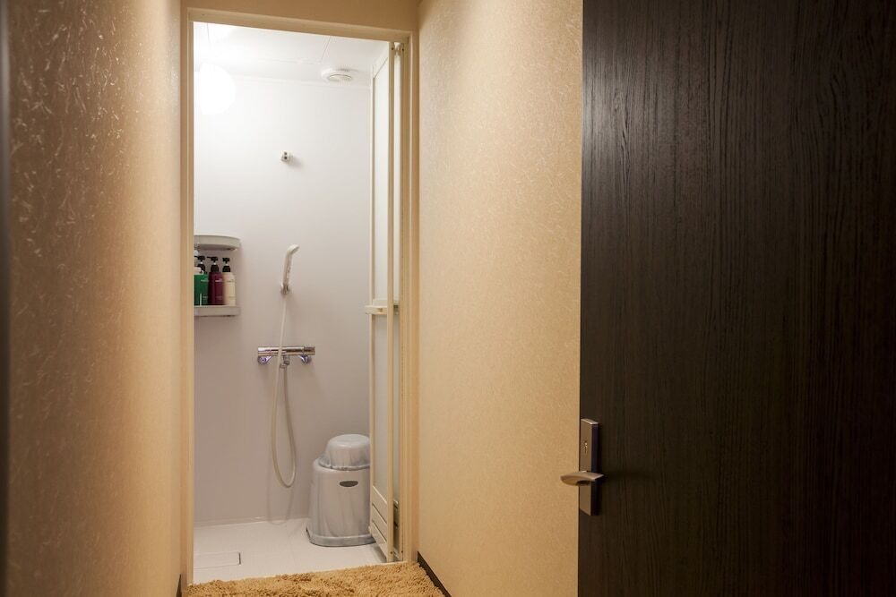 バスルームのシャワー