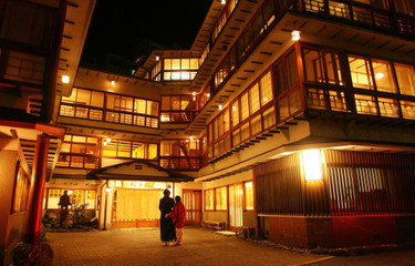 Ikaho Onsen’s 15 Best Ryokan for Couples - Will You Choose the Golden or Milky White Baths?