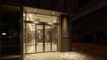 施設の入り口 / 38