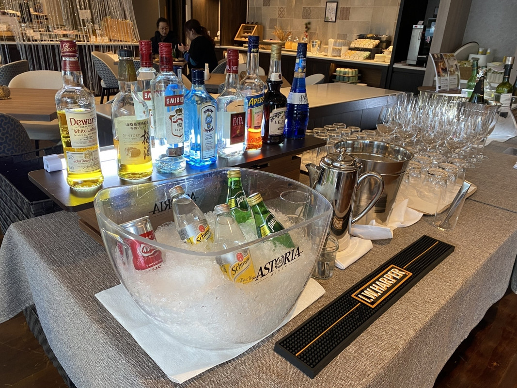 プレミアラウンジ ドリンクサービス