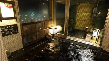 屋内スパ浴槽 / 1