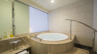 プレミアム4人部屋-807室