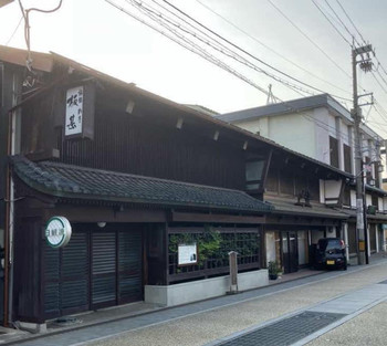 6. 風情あふれる武家屋敷に泊まれちゃう♡「料亭旅館 板甚(いたじん)」4087706