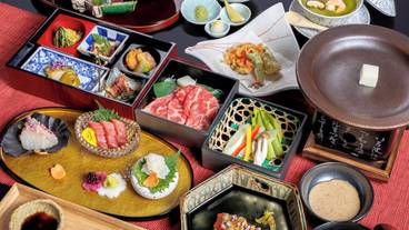 食事・飲み物 / 1