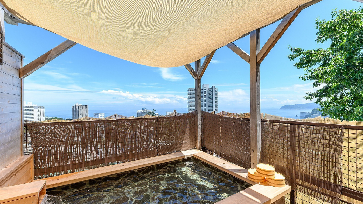 テラスから熱海の街を180度一望できる絶景ホテル3402376