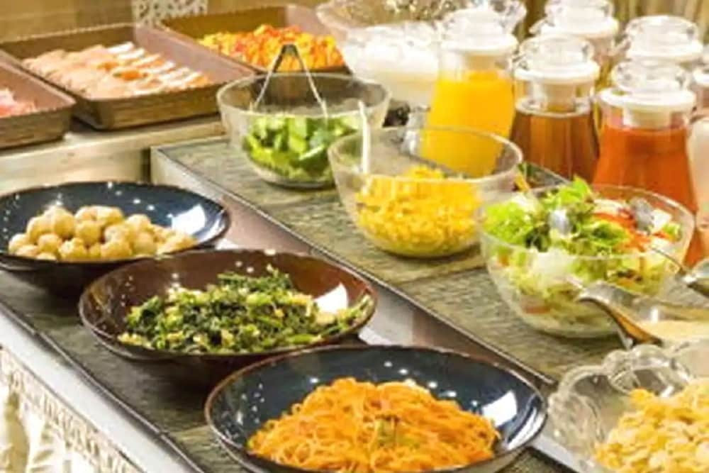 朝食ビュッフェ