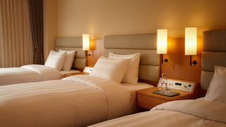 【アライ棟】スーペリアトリプル(ベッド3台)