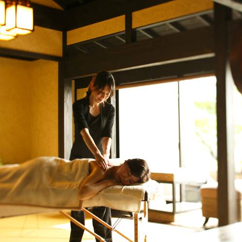 エステ・マッサージ / 1