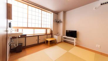 客室 / 4