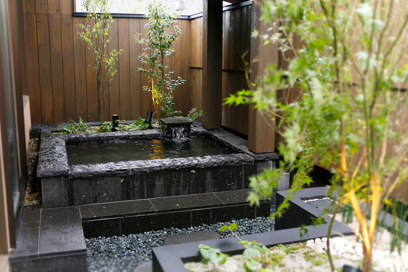 2種の源泉をかけ流しで堪能♡自家農園野菜が味わえる和モダン宿4004757